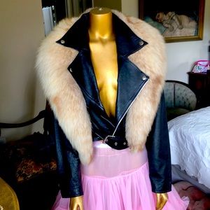 Leather bomber jacket with removable fur collar